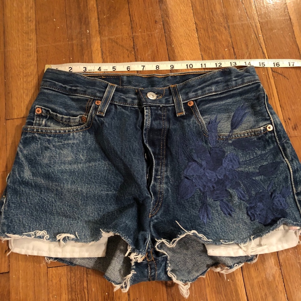 Levi’s embroidered shorts